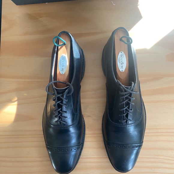 Allen Edmonds Black Fifth Avenue 9.5 C